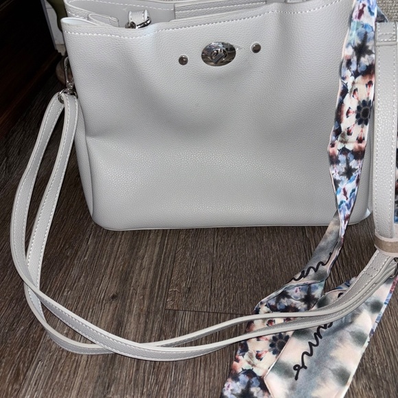 Like Dreams convertible hand bag shoulder bag excellent condition - Picture 3 of 9